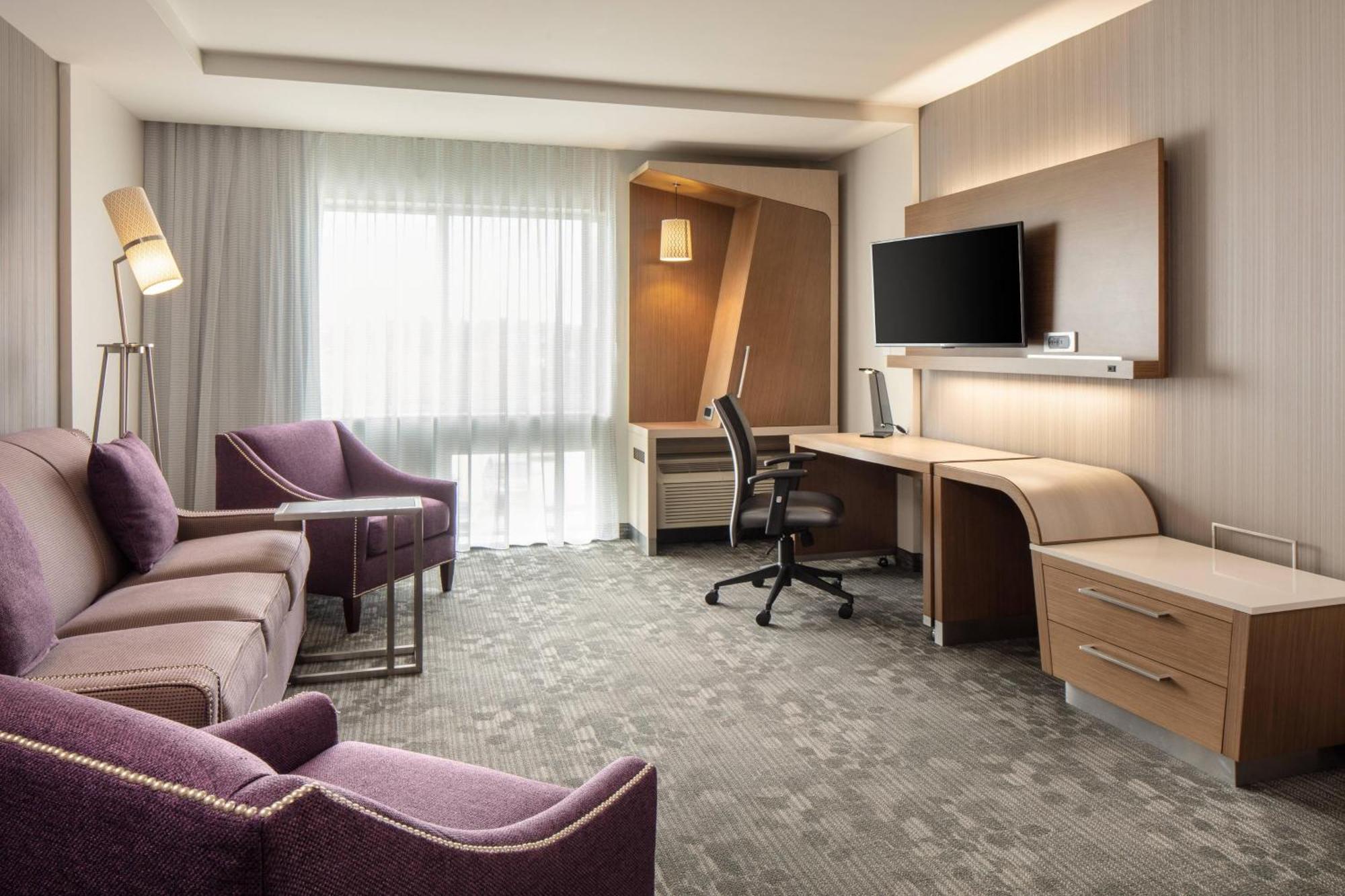 Courtyard By Marriott Omaha Bellevue At Beardmore Event Center Exterior foto