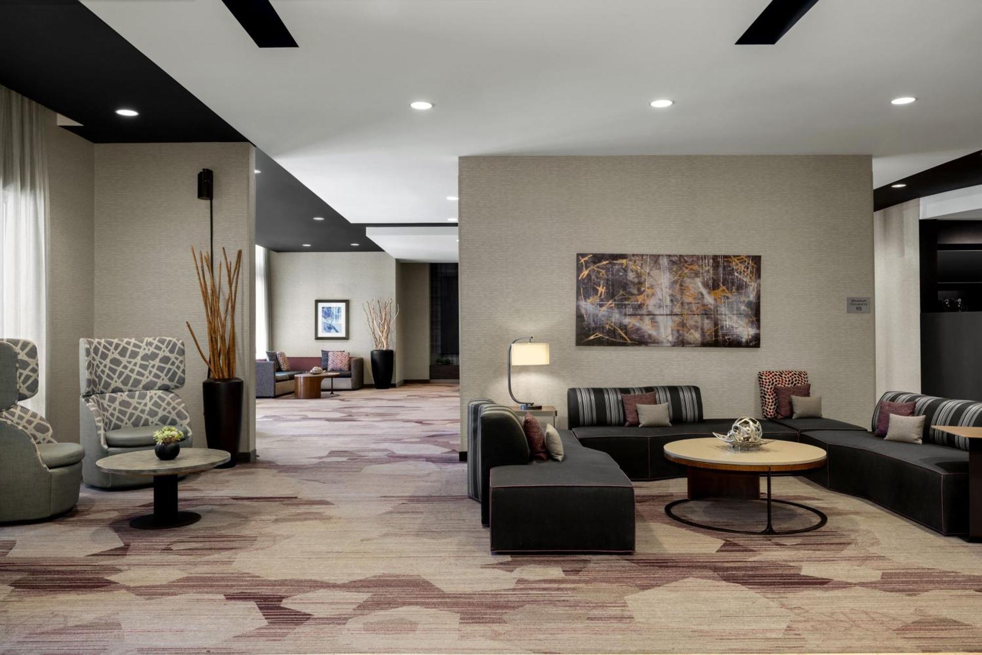 Courtyard By Marriott Omaha Bellevue At Beardmore Event Center Exterior foto