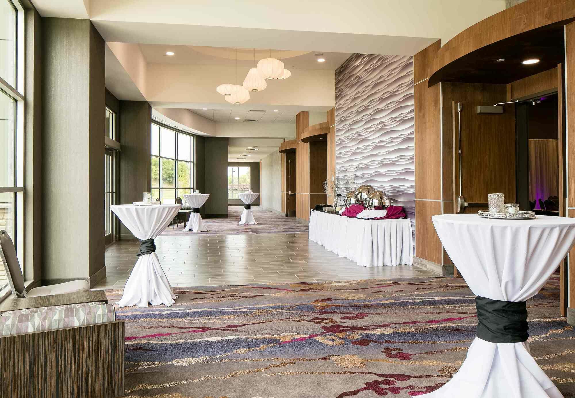 Courtyard By Marriott Omaha Bellevue At Beardmore Event Center Exterior foto